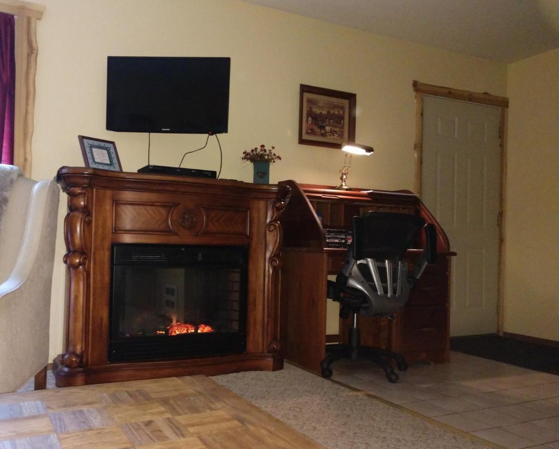 Hall Creek Cabin باكوود المظهر الخارجي الصورة
