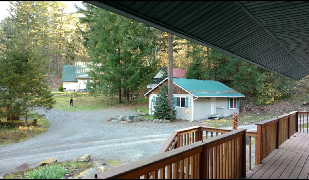 Hall Creek Cabin باكوود المظهر الخارجي الصورة